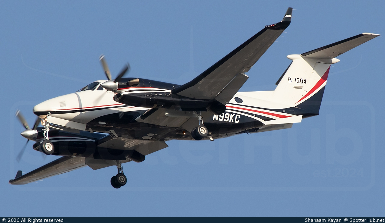 Photo of B-1204 - Beechcraft B300 Super King Air 350i operated by Pakistan Air Force