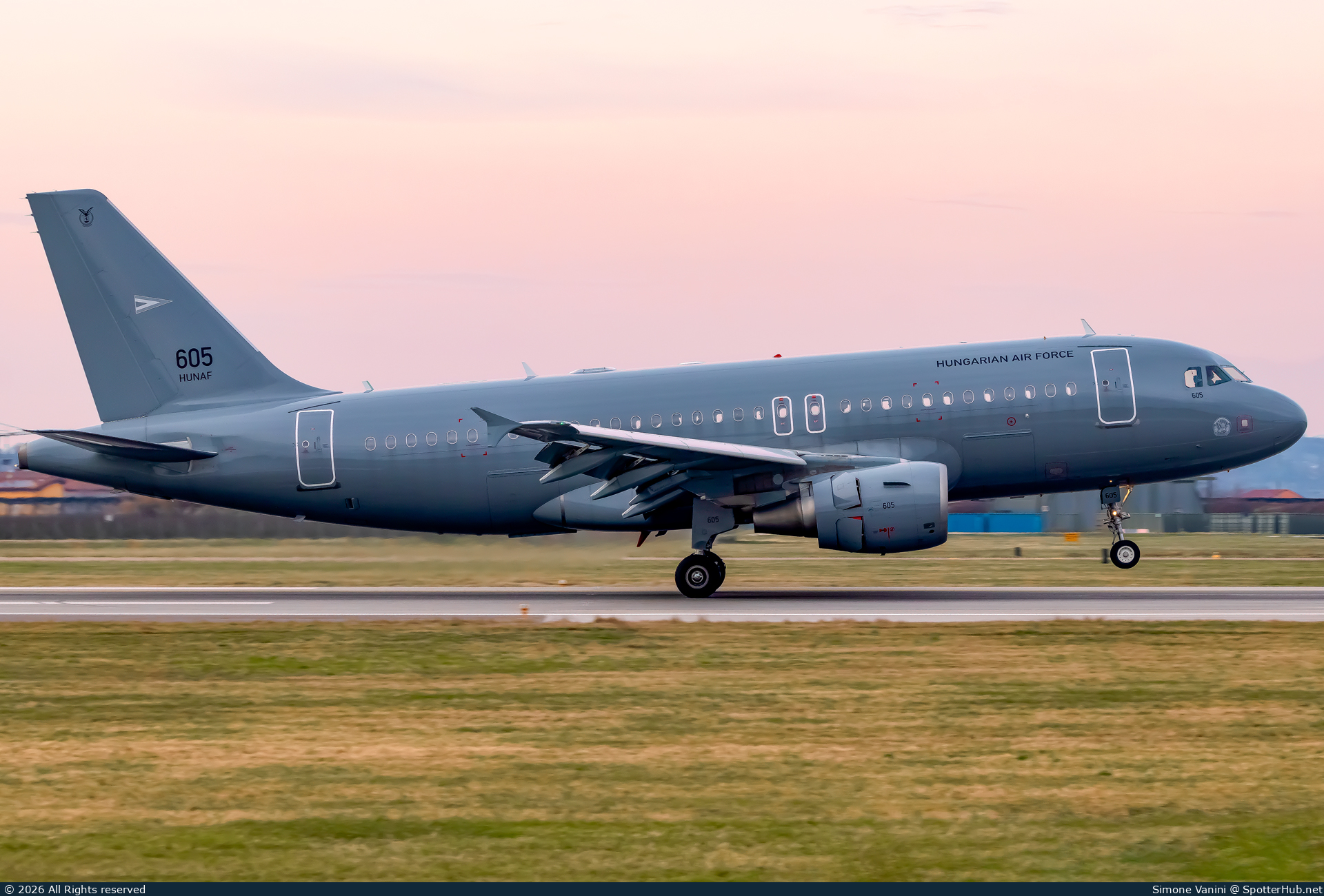 Photo of 605 - Airbus A319-112 operated by Hungarian Air Force