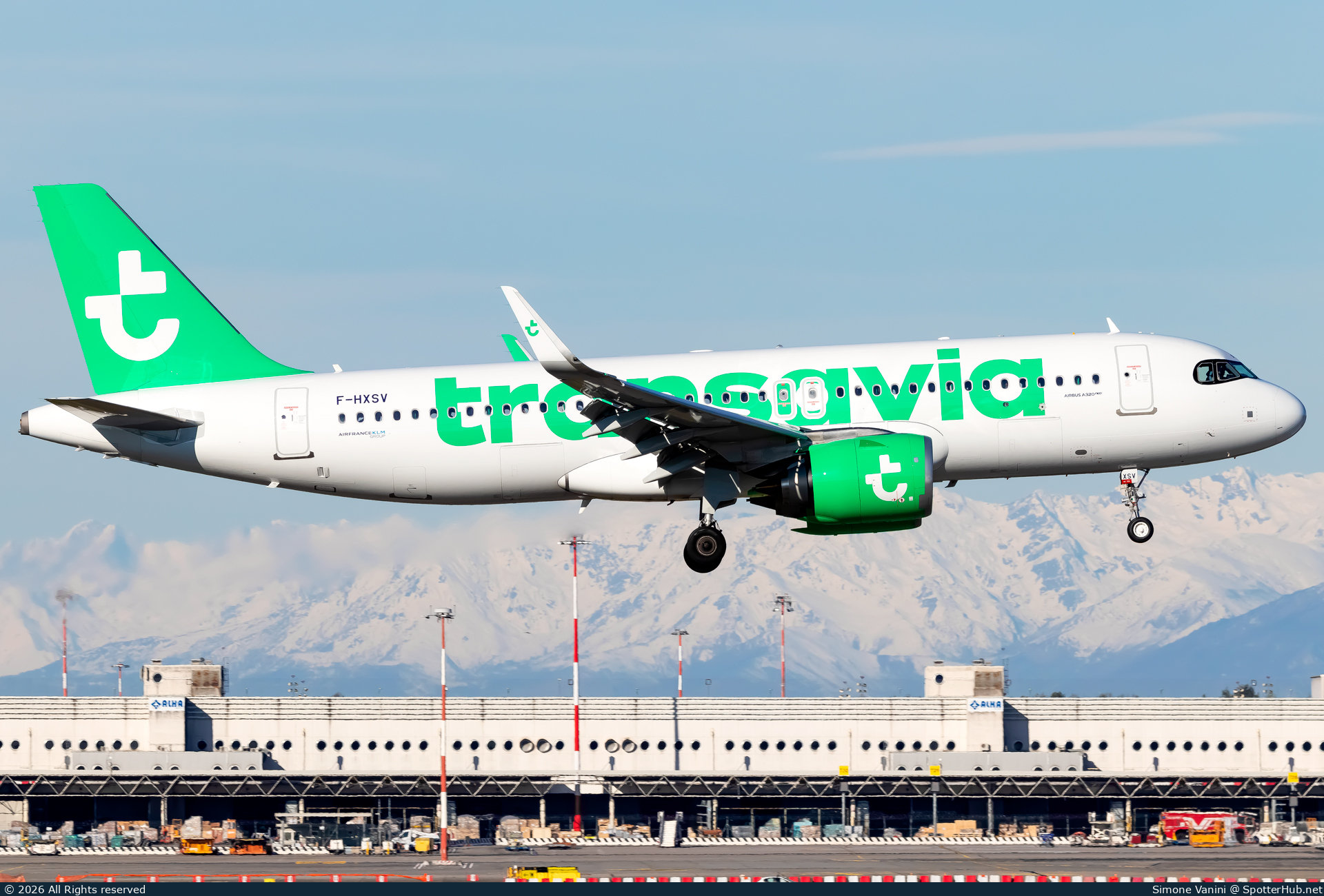 Photo of F-HXSV - Airbus A320-252N operated by Transavia France