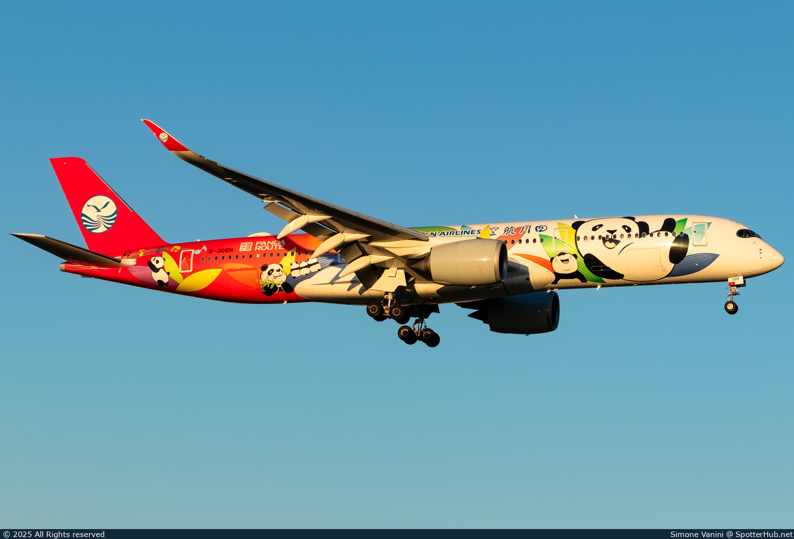 Photo of B-306N - Airbus A350-941 operated by Sichuan Airlines