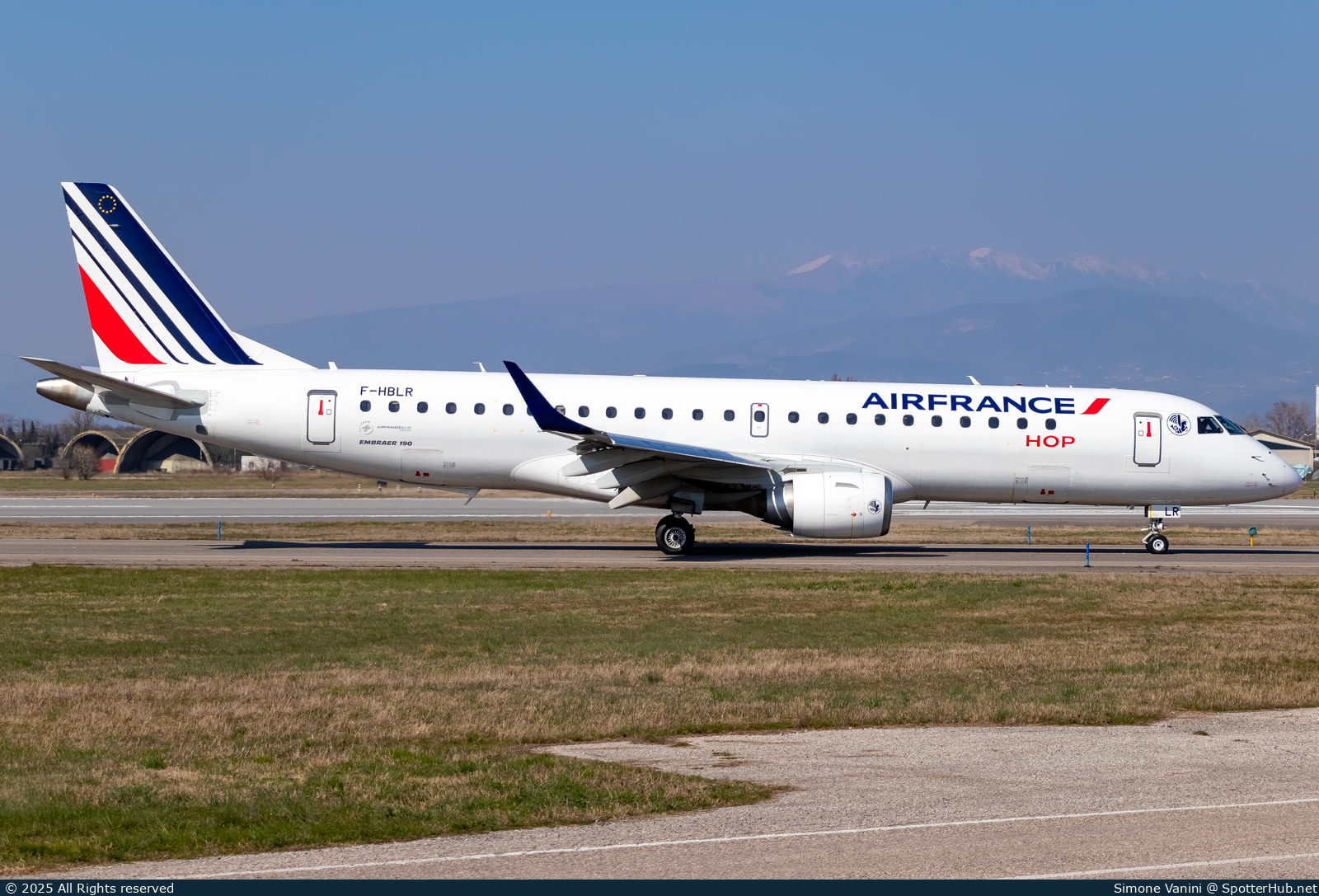 Photo of F-HBLR - Embraer ERJ-190STD operated by Air France HOP
