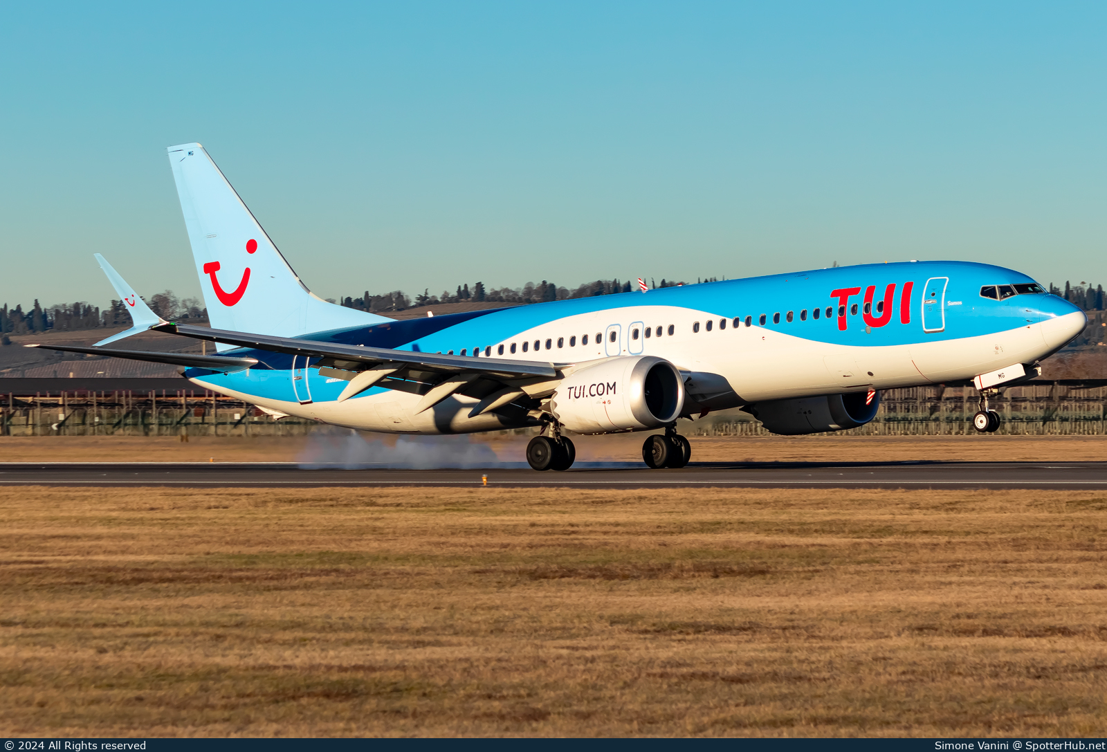 Photo of G-TUMG - Boeing 737 MAX 8 operated by TUI Airways