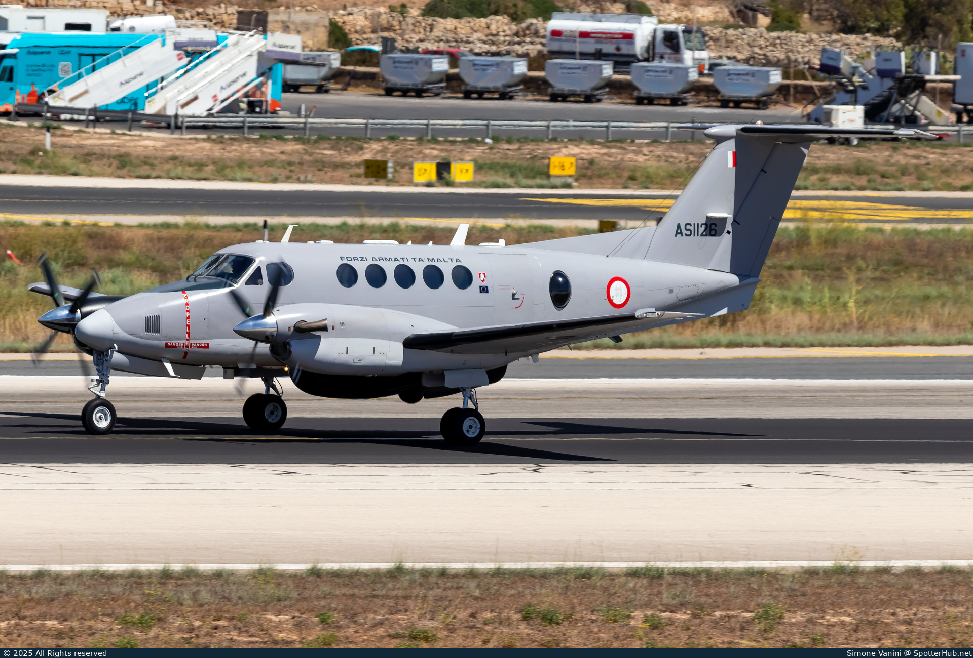 Photo of AS1126 - Beechcraft B200 Super King Air at International