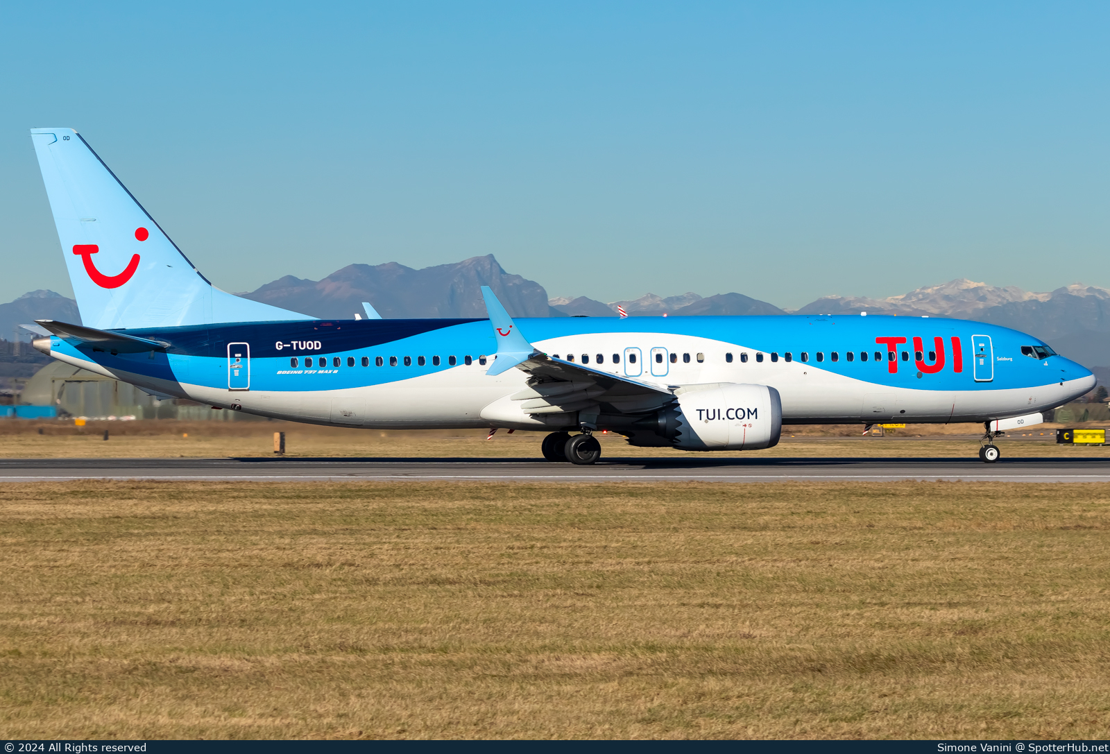 Photo of G-TUOD - Boeing 737 MAX 8 operated by TUI Airways