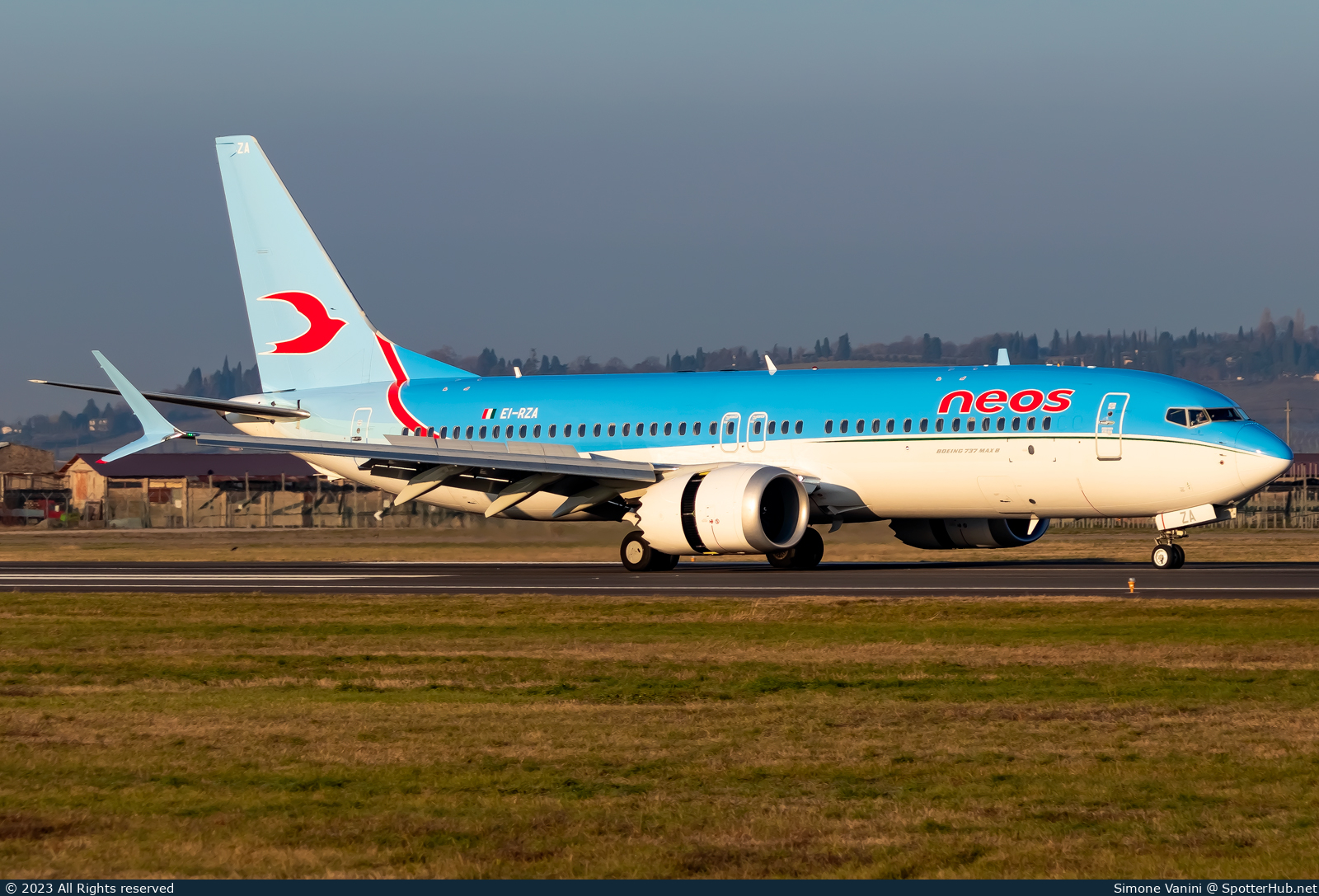 Photo of EI-RZA - Boeing 737 MAX 8 operated by Neos