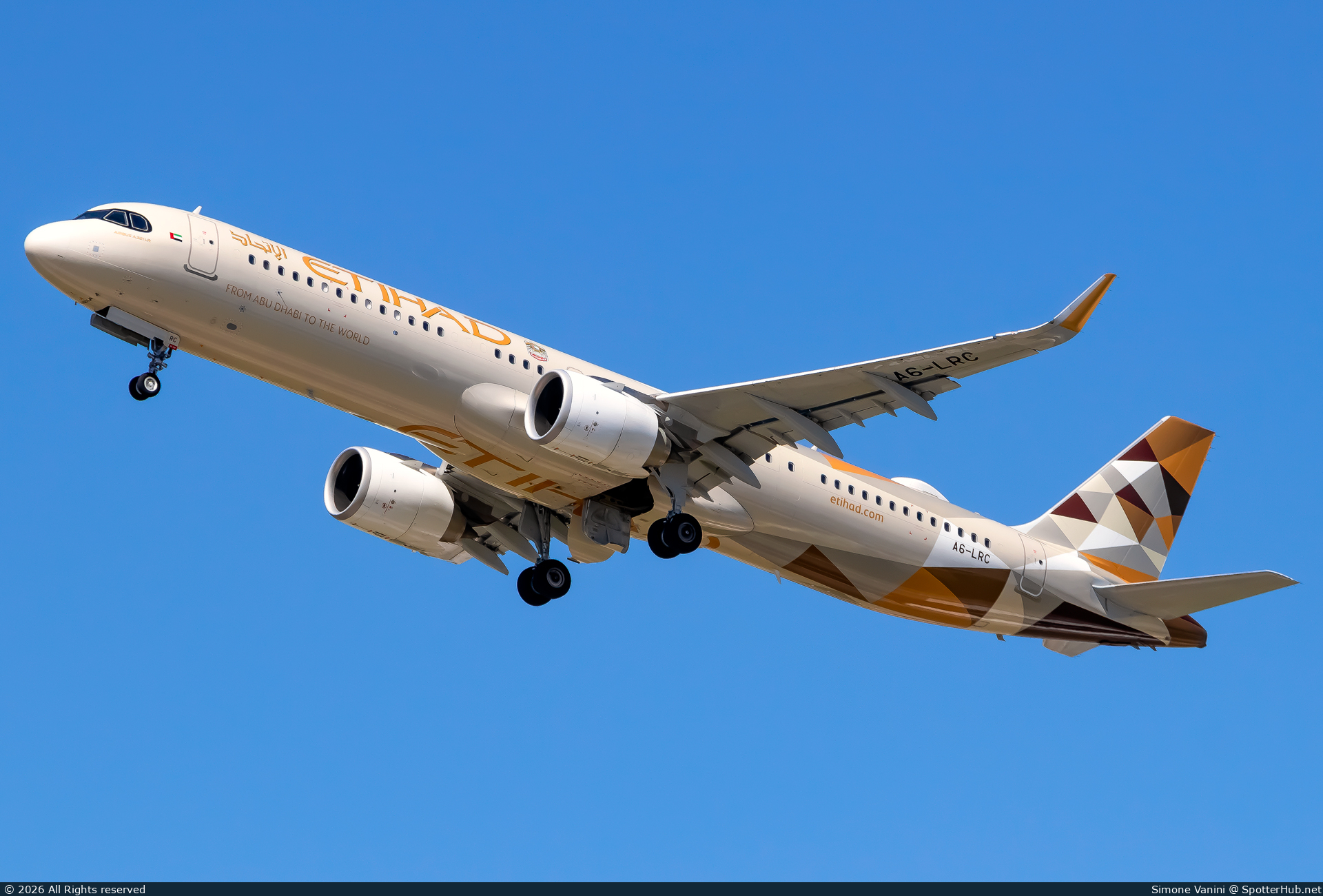 Photo of A6-LRC - Airbus A321-251NX operated by Etihad Airways