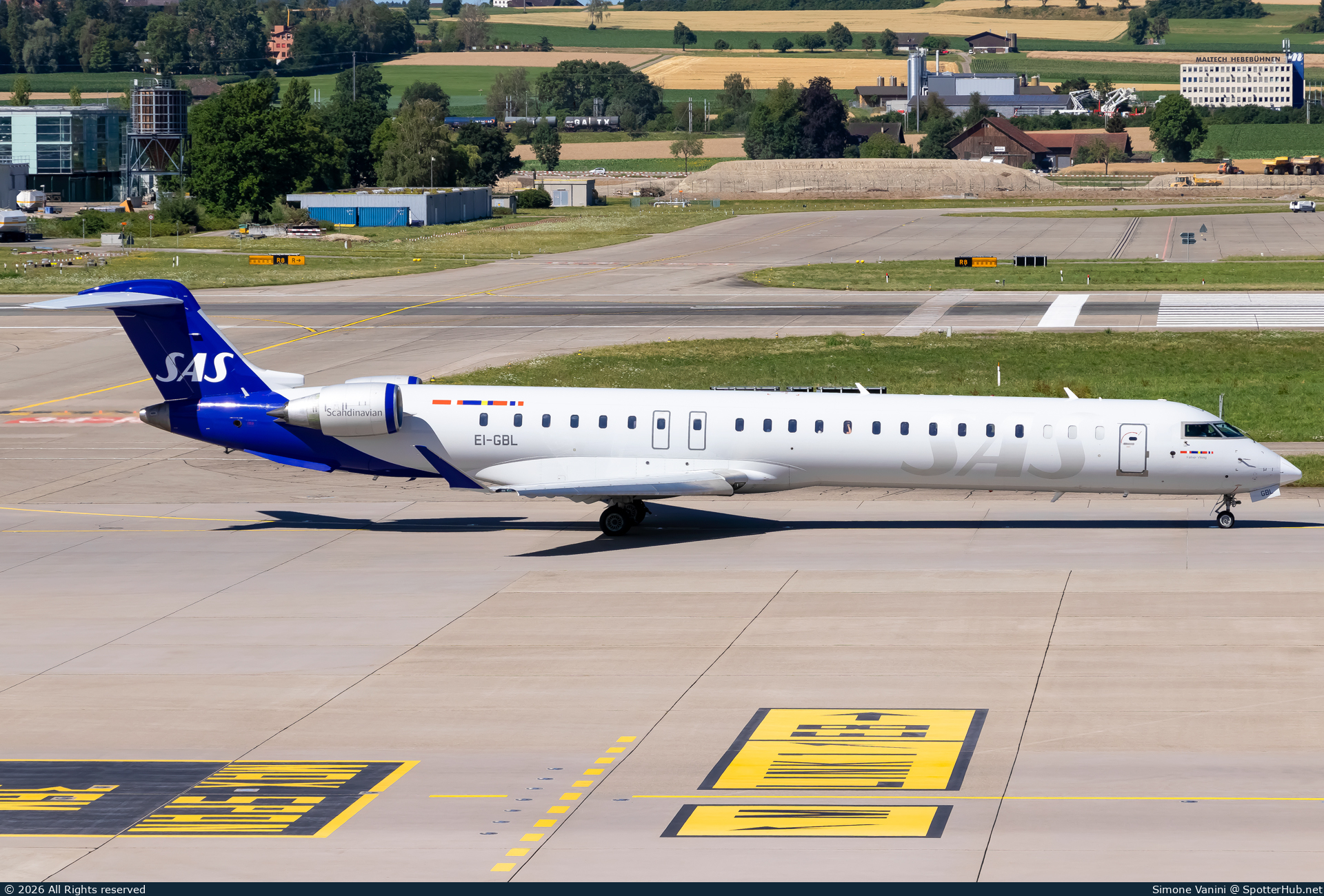 Photo of EI-GBL - Bombardier CRJ-900LR operated by SAS Scandinavian Airlines (opb CityJet)