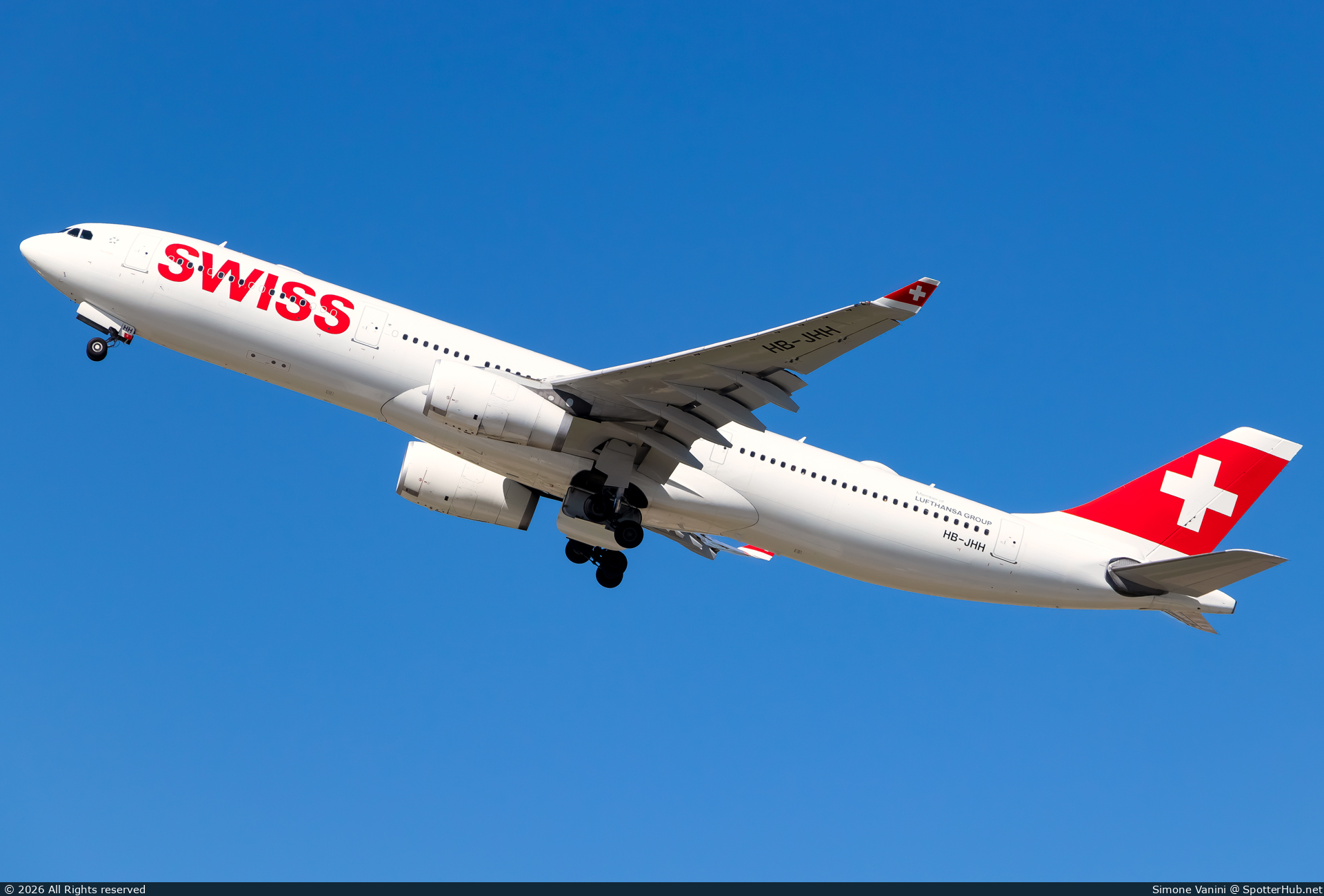 Photo of HB-JHH - Airbus A330-343 operated by Swiss International Air Lines