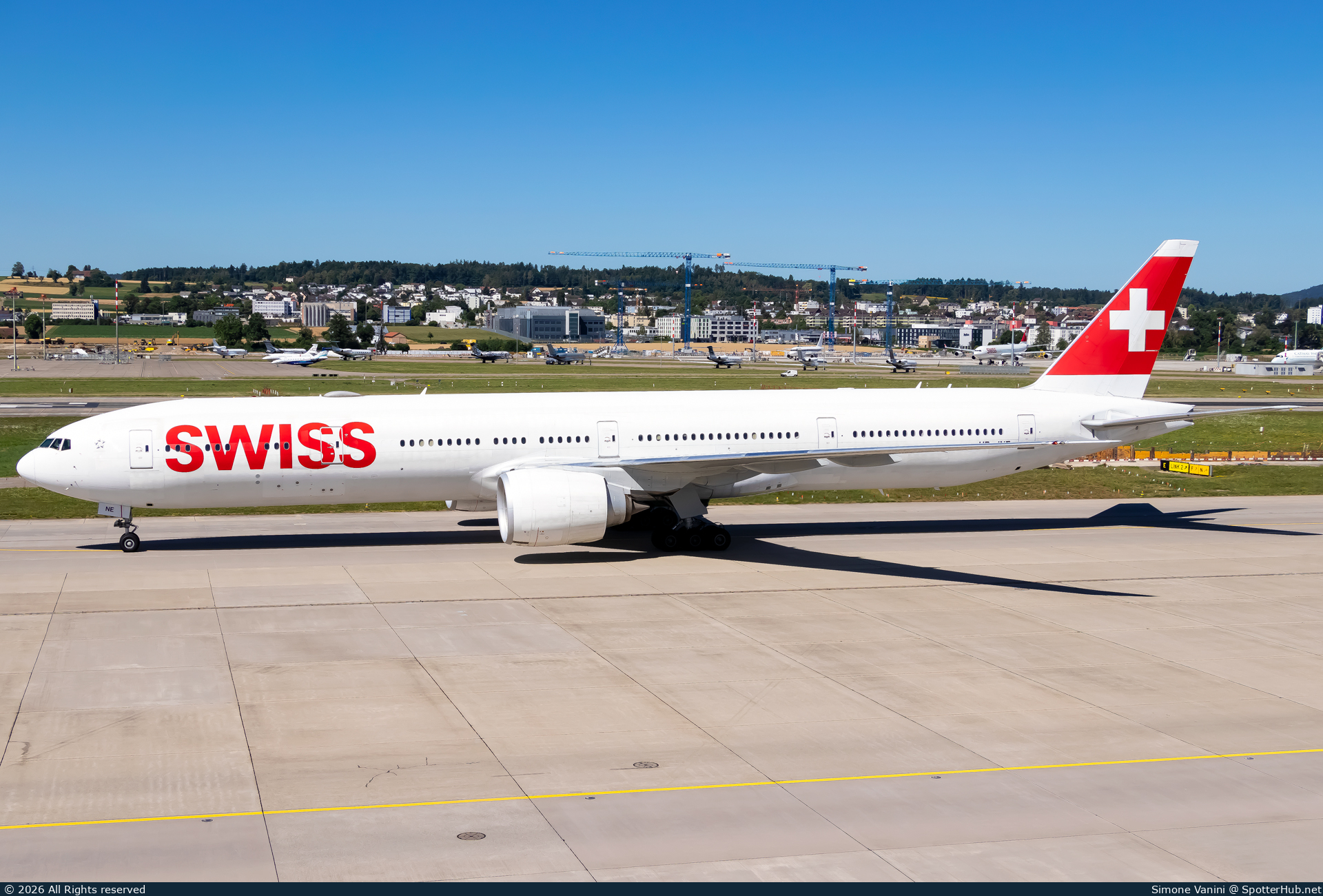Photo of HB-JNE - Boeing 777-3DE(ER) operated by Swiss International Air Lines