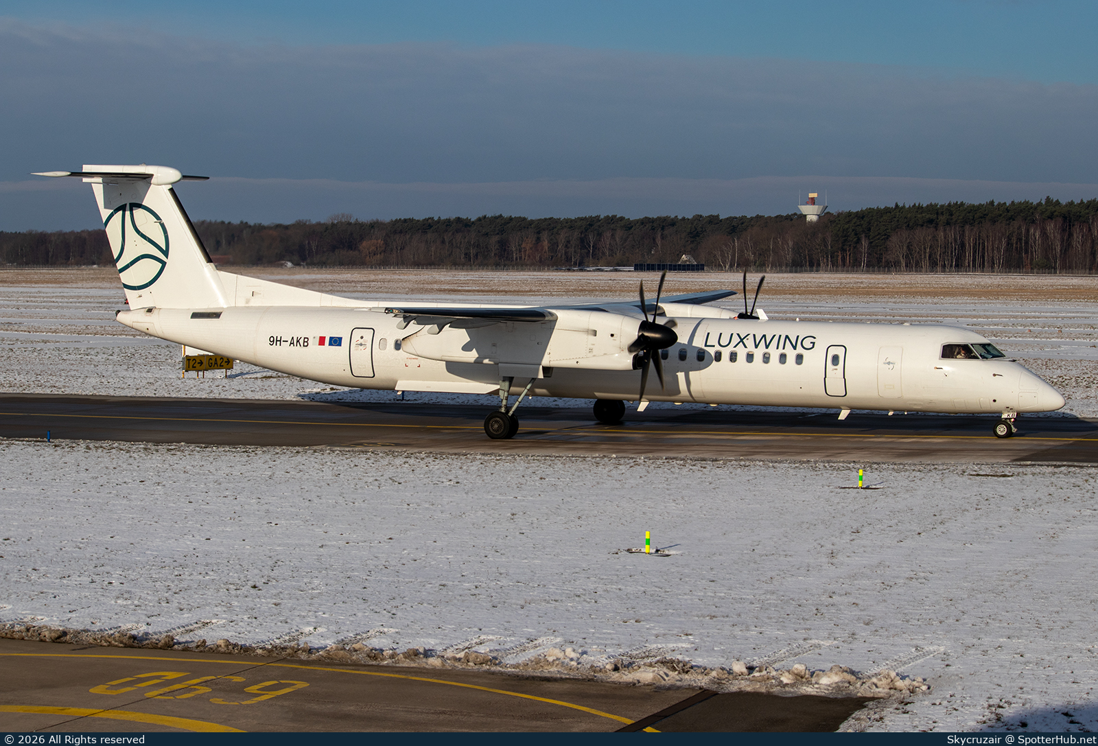 Photo of 9H-AKB - Bombardier DHC-8-402 Dash 8 Q400 operated by Luxwing
