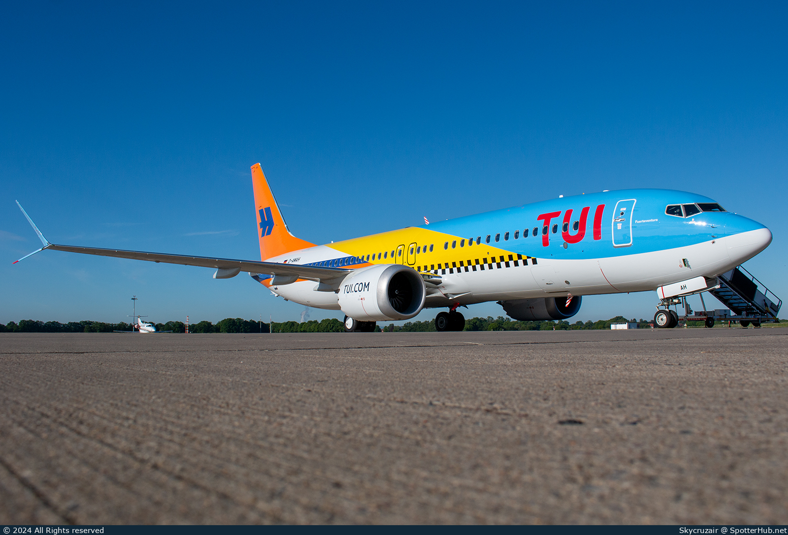 Photo of D-AMAH - Boeing 737 MAX 8 operated by TUIfly