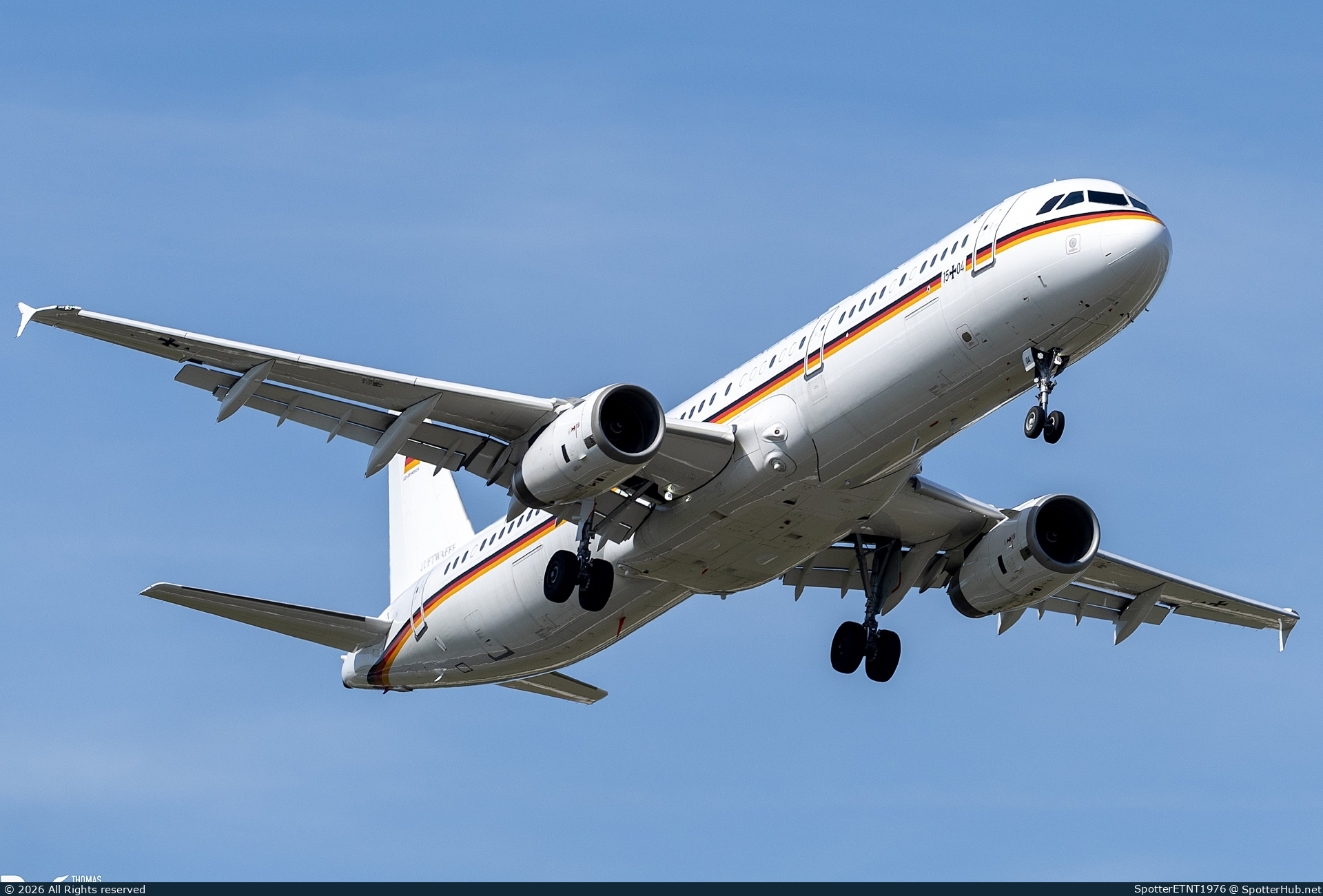 Photo of 15+04 - Airbus A321-231 operated by German Air Force
