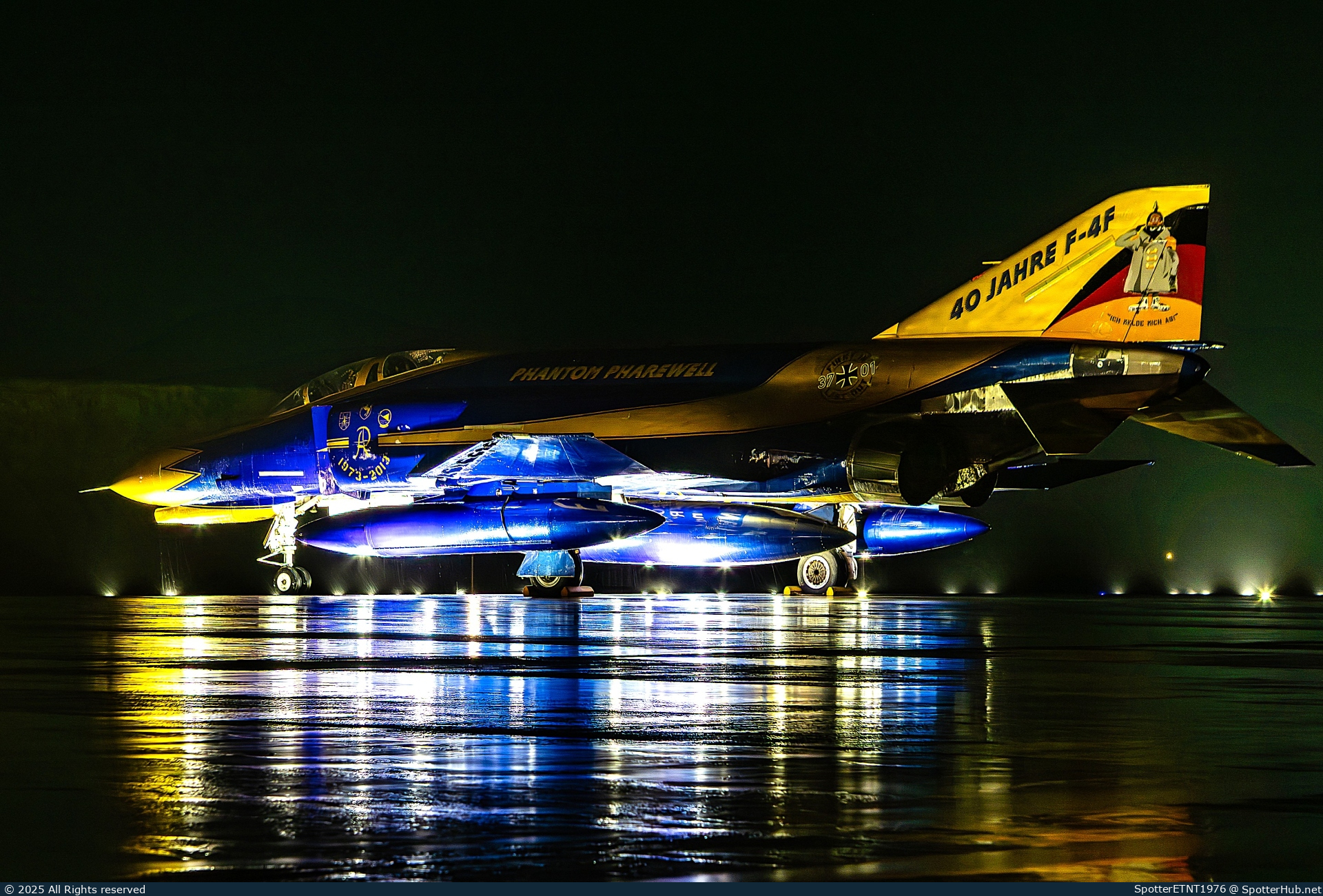 Photo of 37+01 - McDonnell Douglas F-4F Phantom II operated by German Air Force