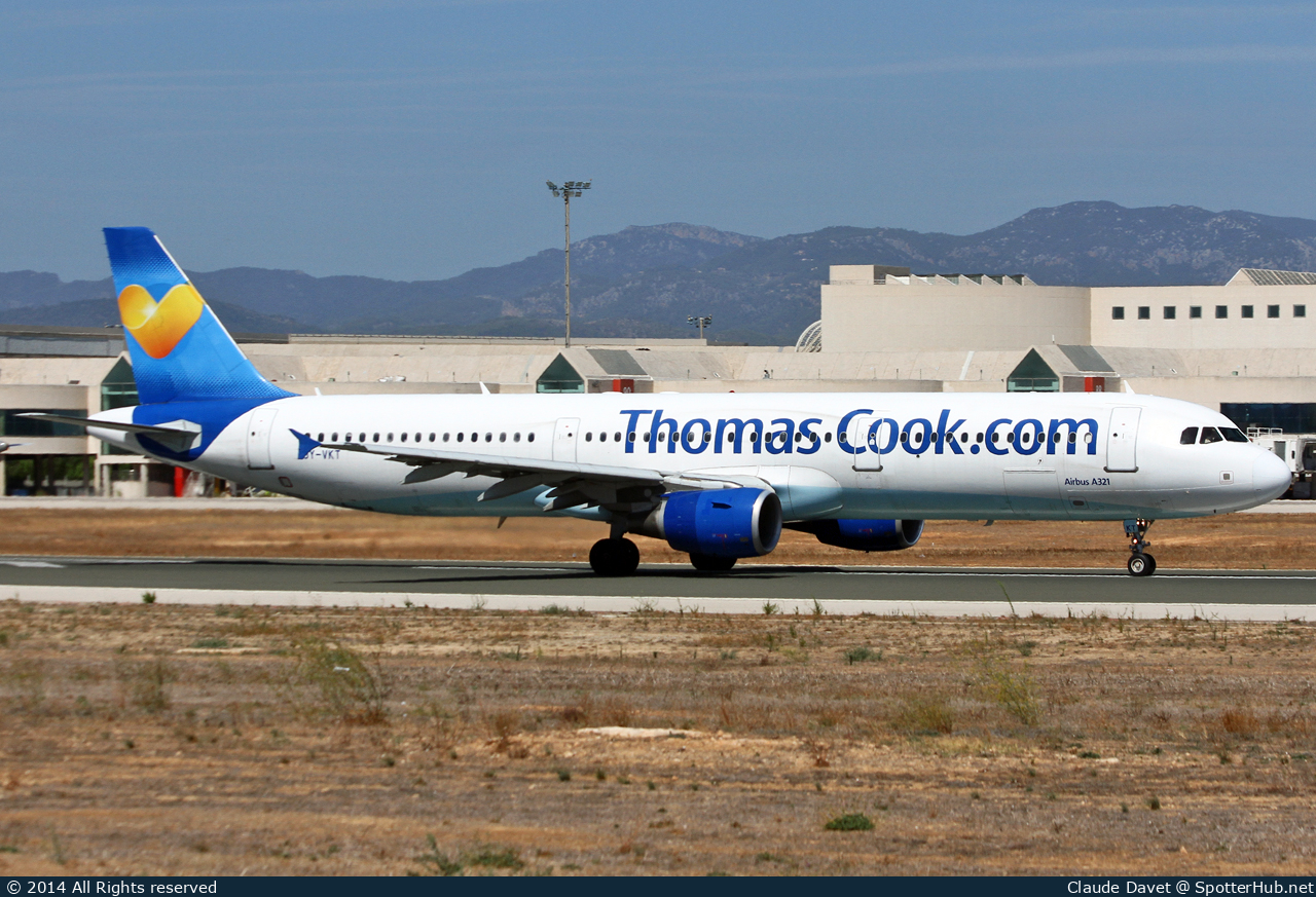 Photo of OY-VKT - Airbus A321-211 operated by Thomas Cook Airlines Scandinavia