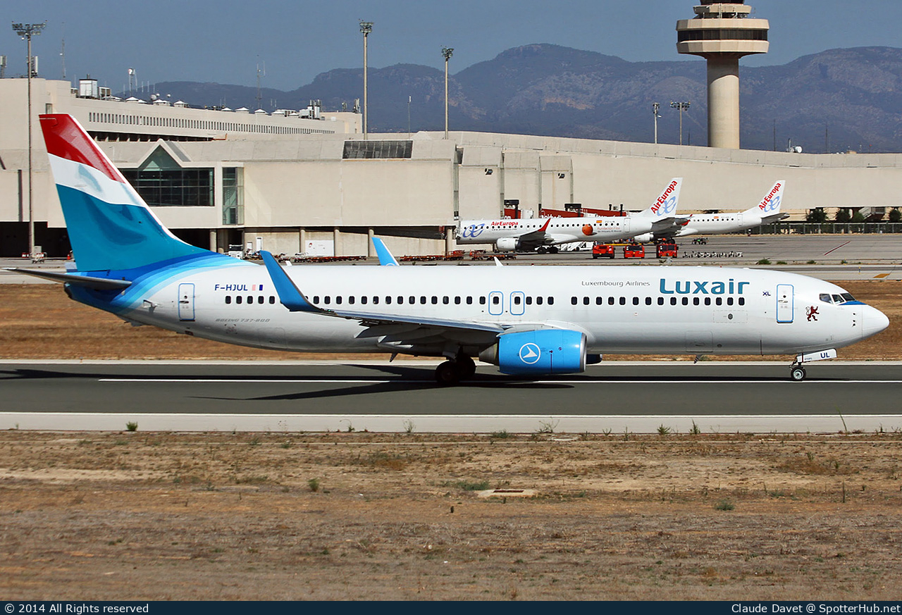 Photo of F-HJUL - Boeing 737-8Q8 operated by Luxair (opb XL Airways France)