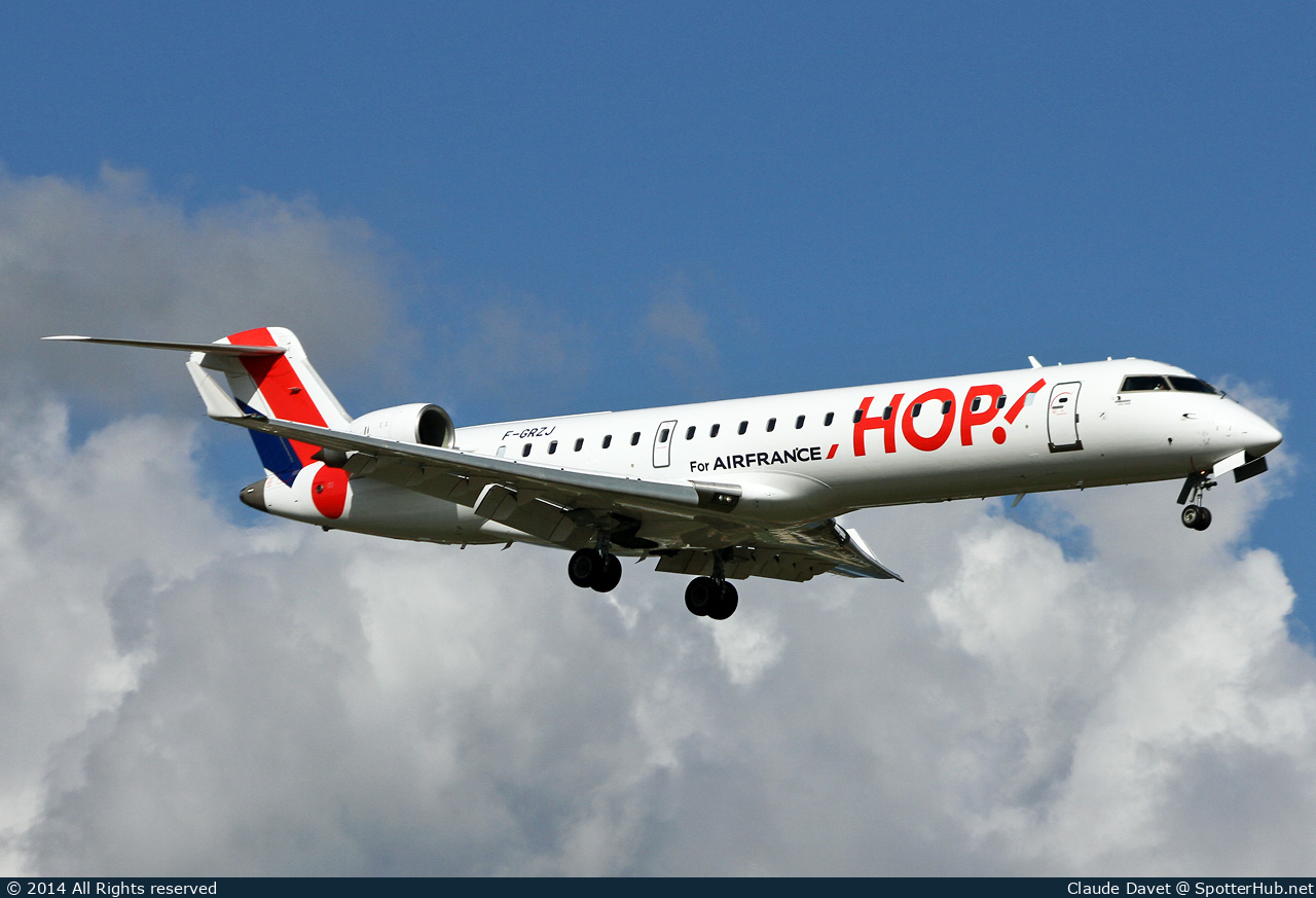Photo of F-GRZJ - Bombardier CRJ-701 operated by Air France HOP