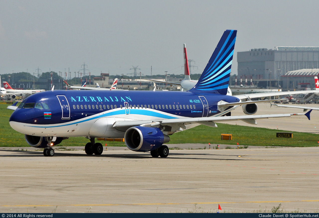 Photo of 4K-AZ05 - Airbus A319-111 operated by Azerbaijan Airlines