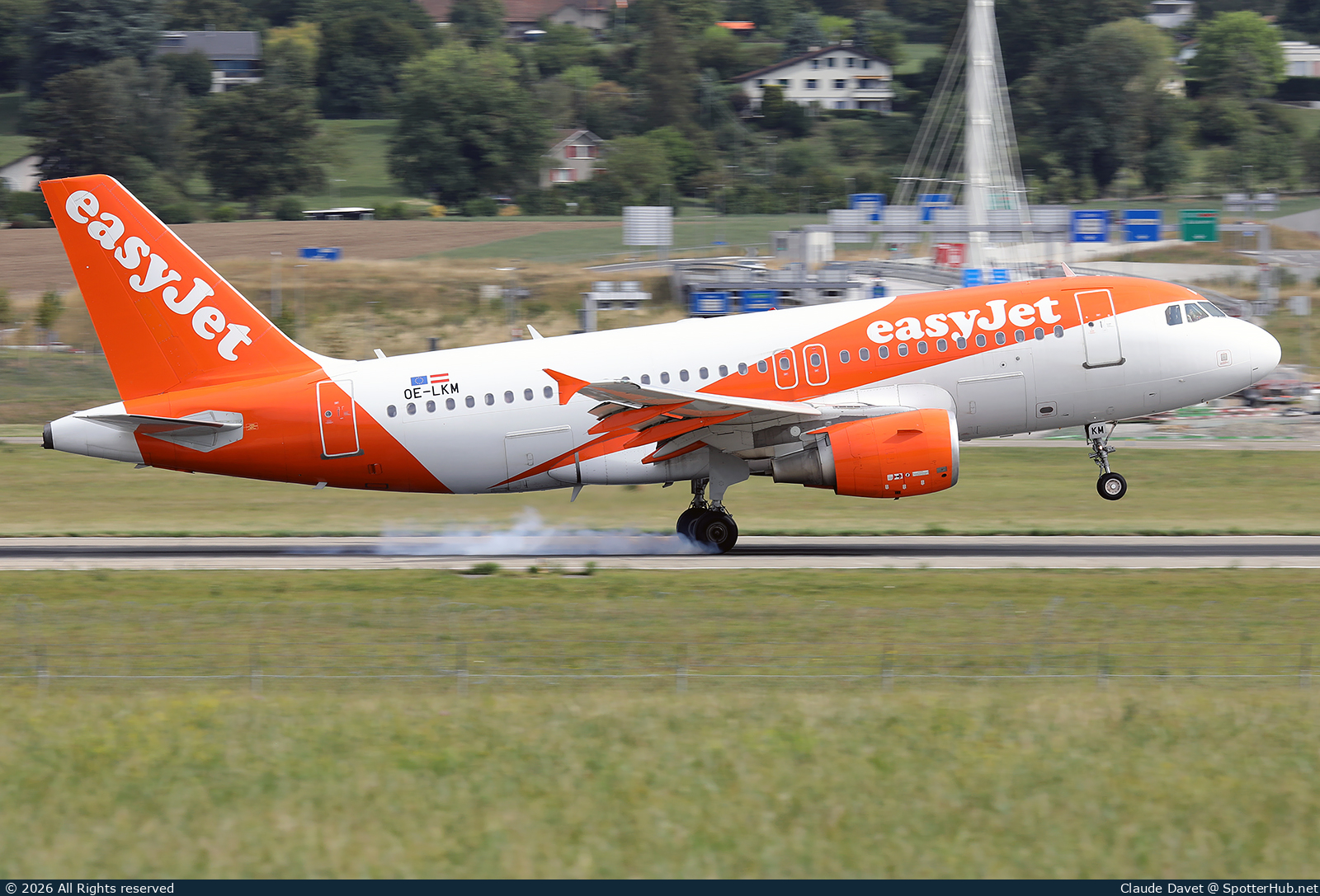 Photo of OE-LKM - Airbus A319-111 operated by easyJet Europe