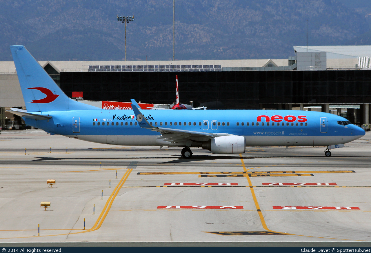 Photo of I-NEOS - Boeing 737-86N operated by Neos
