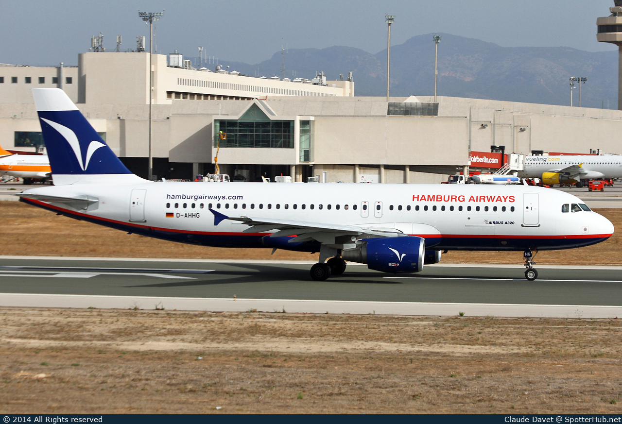 Photo of D-AHHG - Airbus A320-214 operated by Hamburg Airways