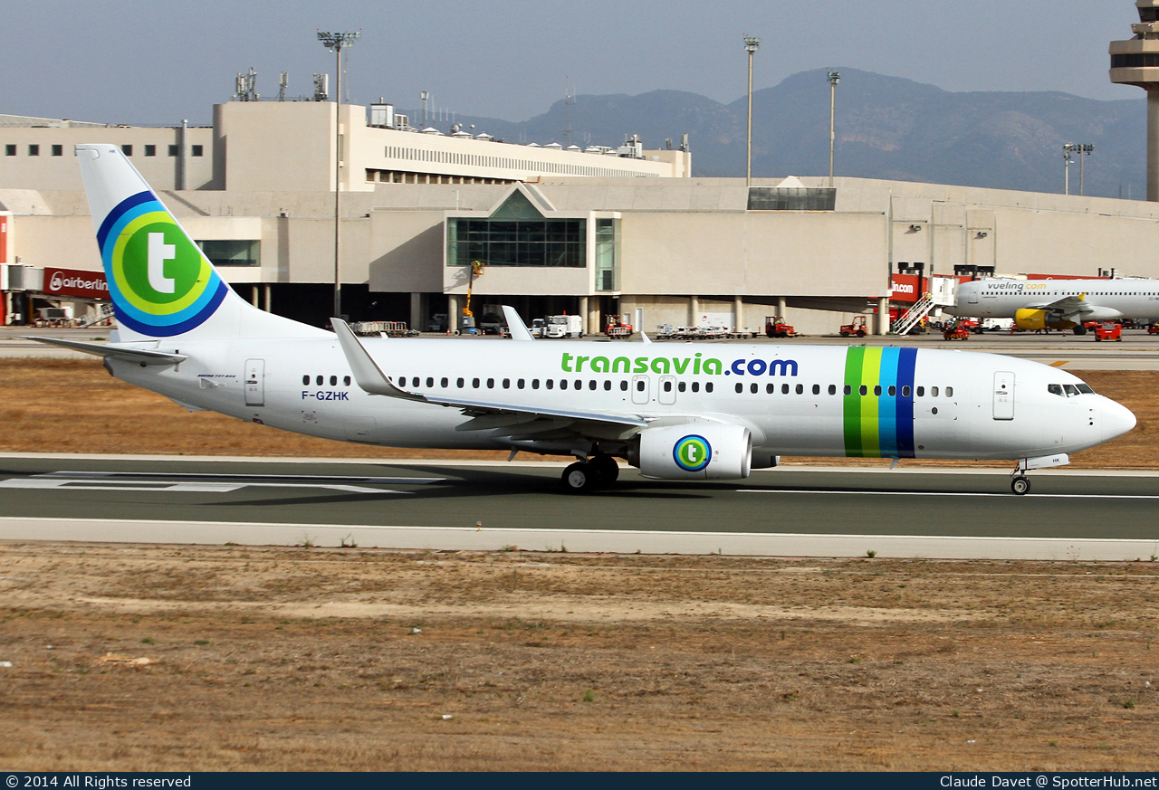 Photo of F-GZHK - Boeing 737-8K2 operated by Transavia France