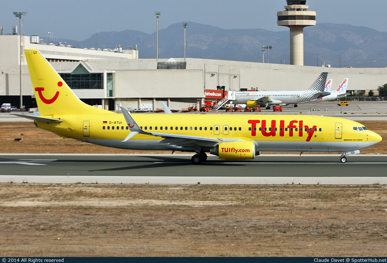 Photo of D-ATUI - Boeing 737-8K5 operated by TUIfly