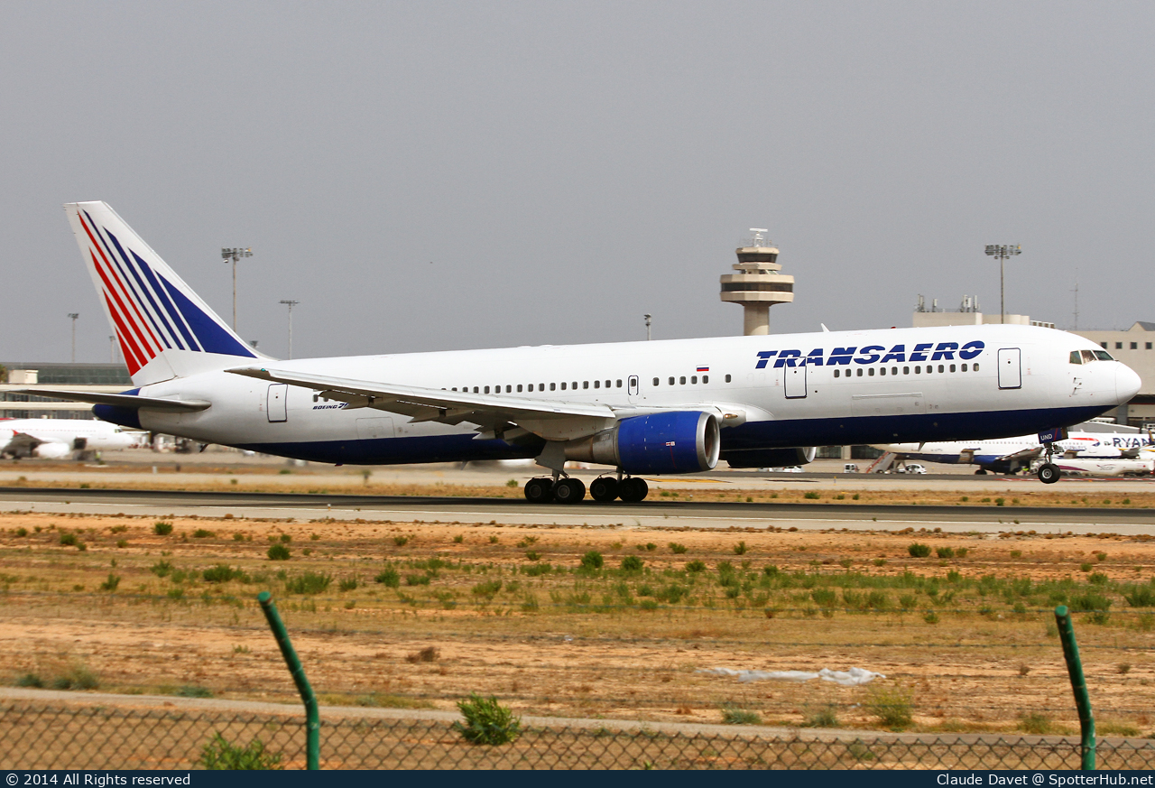 Photo of EI-UND - Boeing 767-3P6(ER) operated by Transaero