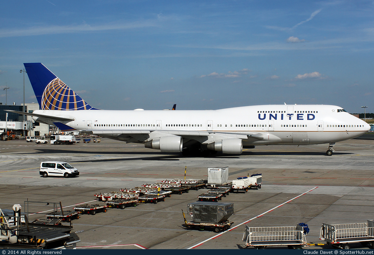 Photo of N120UA - Boeing 747-422 operated by United Airlines