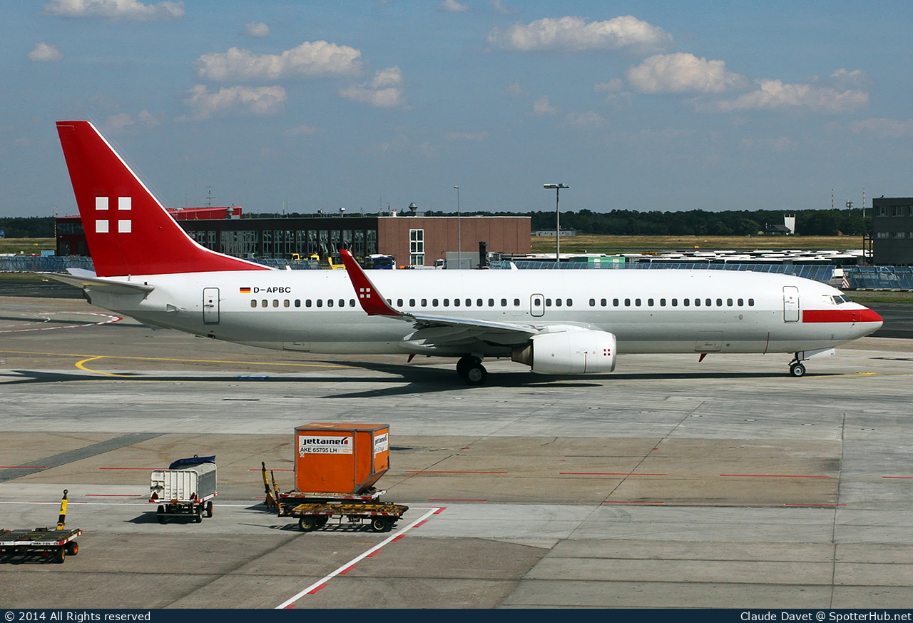Photo of D-APBC - Boeing 737-8BK operated by PrivatAir Germany