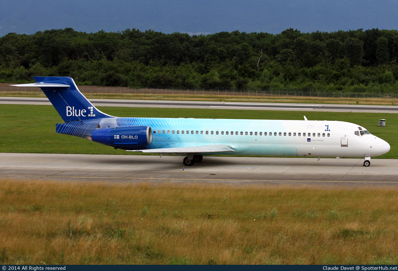Photo of OH-BLO - Boeing 717-2K9 operated by Blue1