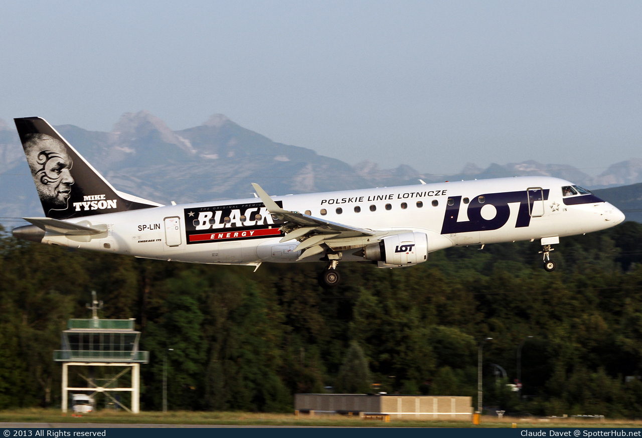 Photo of SP-LIN - Embraer ERJ-175LR operated by LOT Polish Airlines