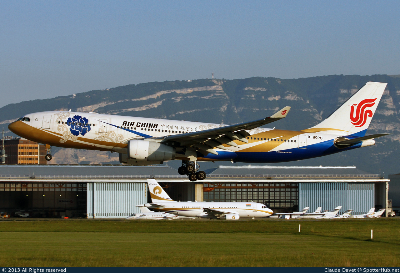Photo of B-6076 - Airbus A330-243 operated by Air China