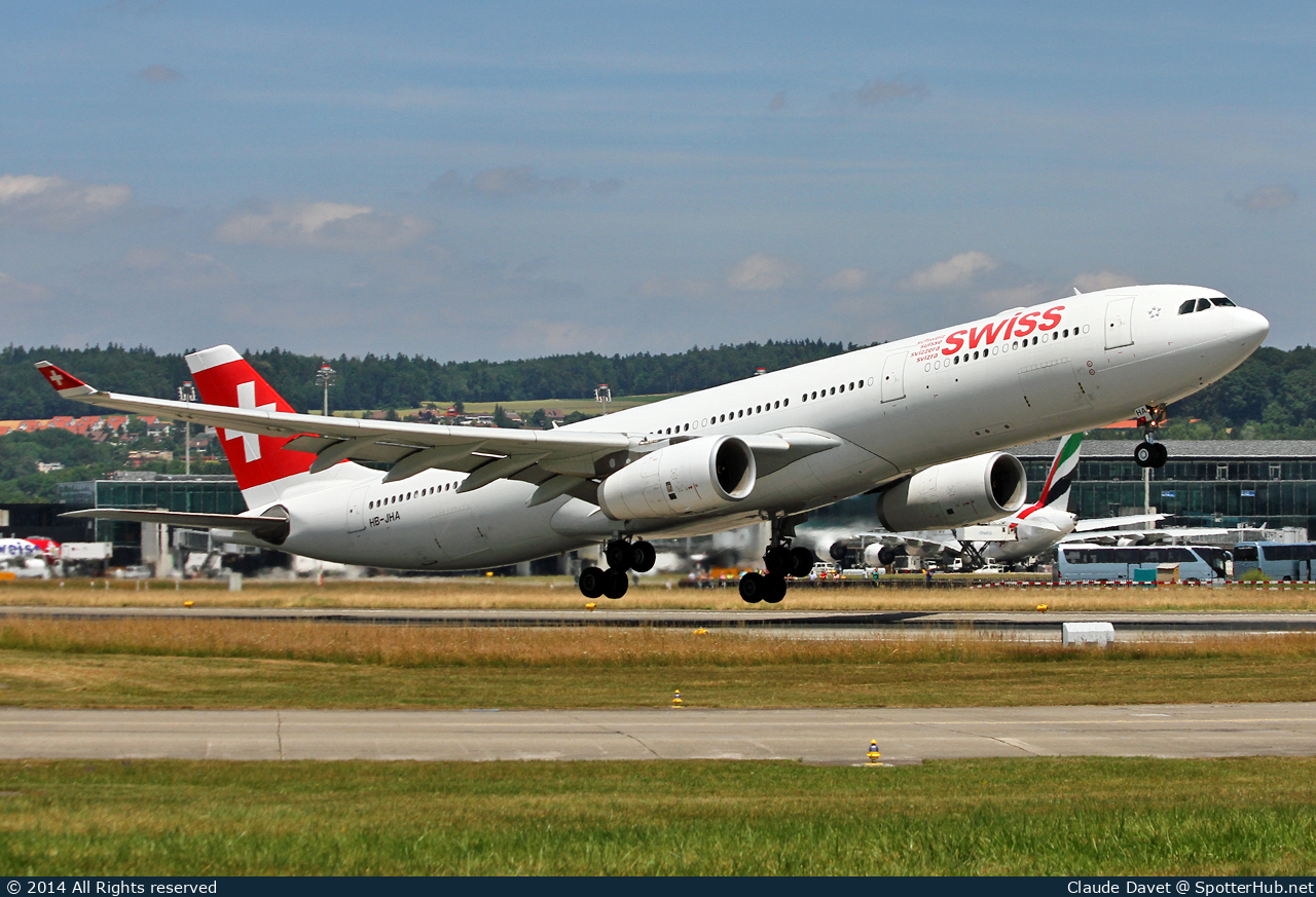 Photo of HB-JHA - Airbus A330-343 operated by Swiss International Air Lines