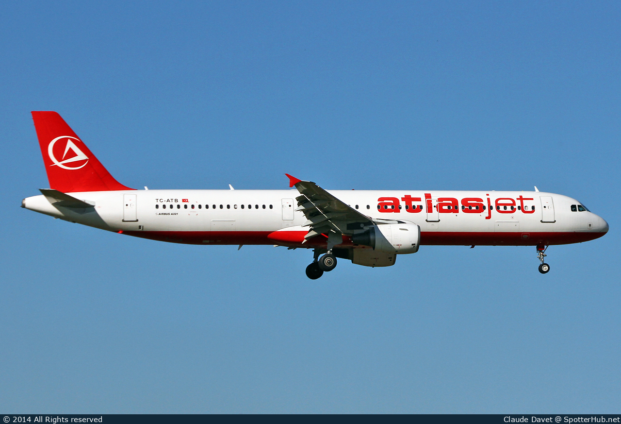 Photo of TC-ATB - Airbus A321-211 operated by Atlasjet