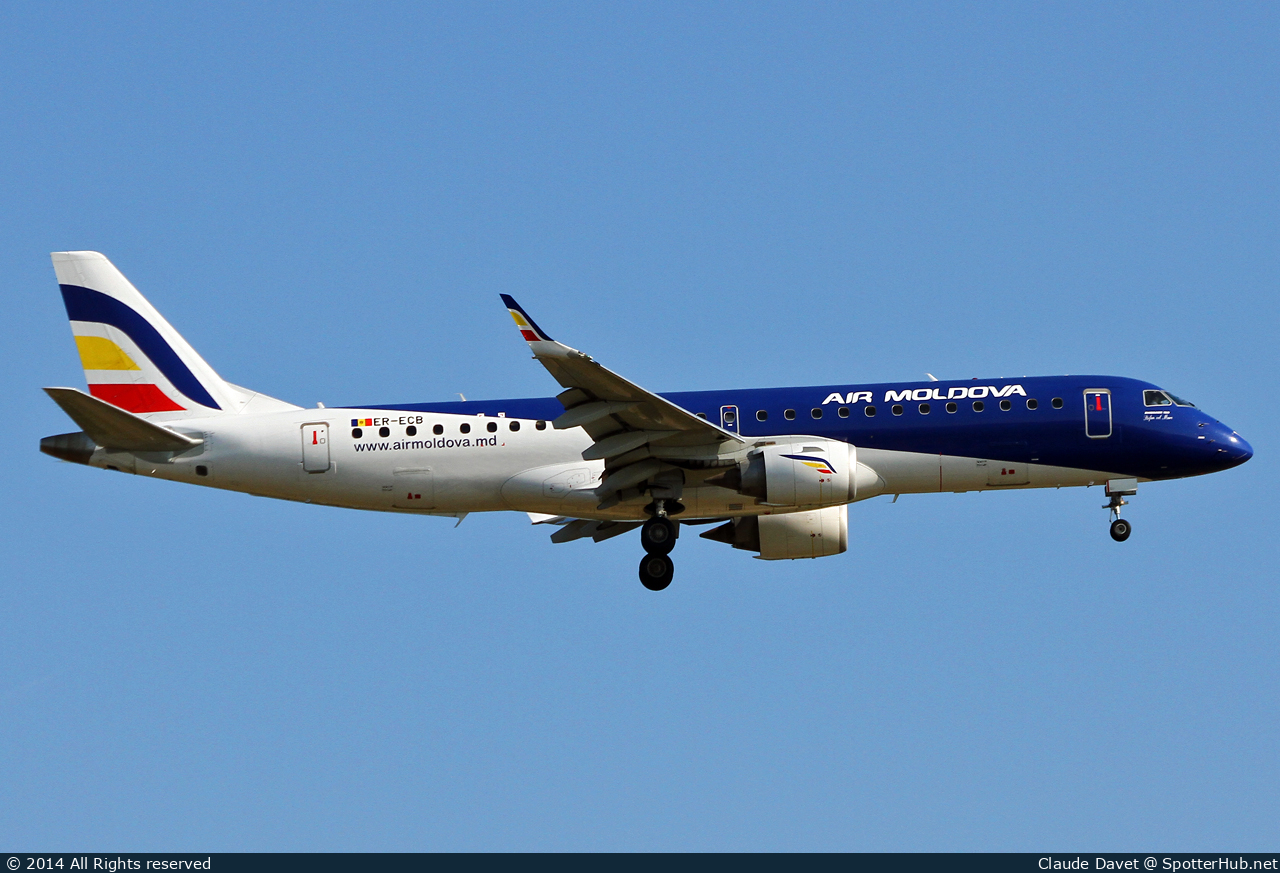 Photo of ER-ECB - Embraer ERJ-190LR operated by Air Moldova
