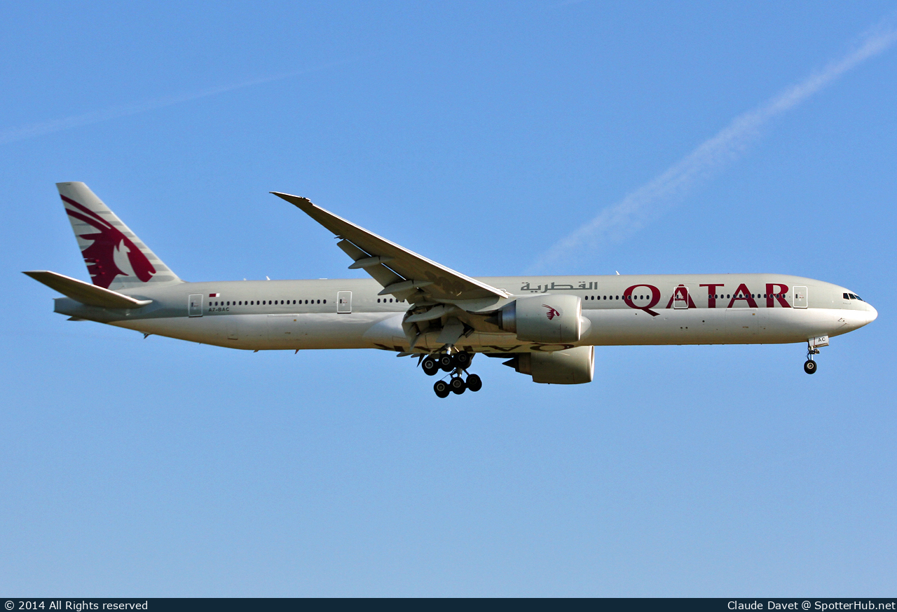 Photo of A7-BAC - Boeing 777-3DZ(ER) operated by Qatar Airways