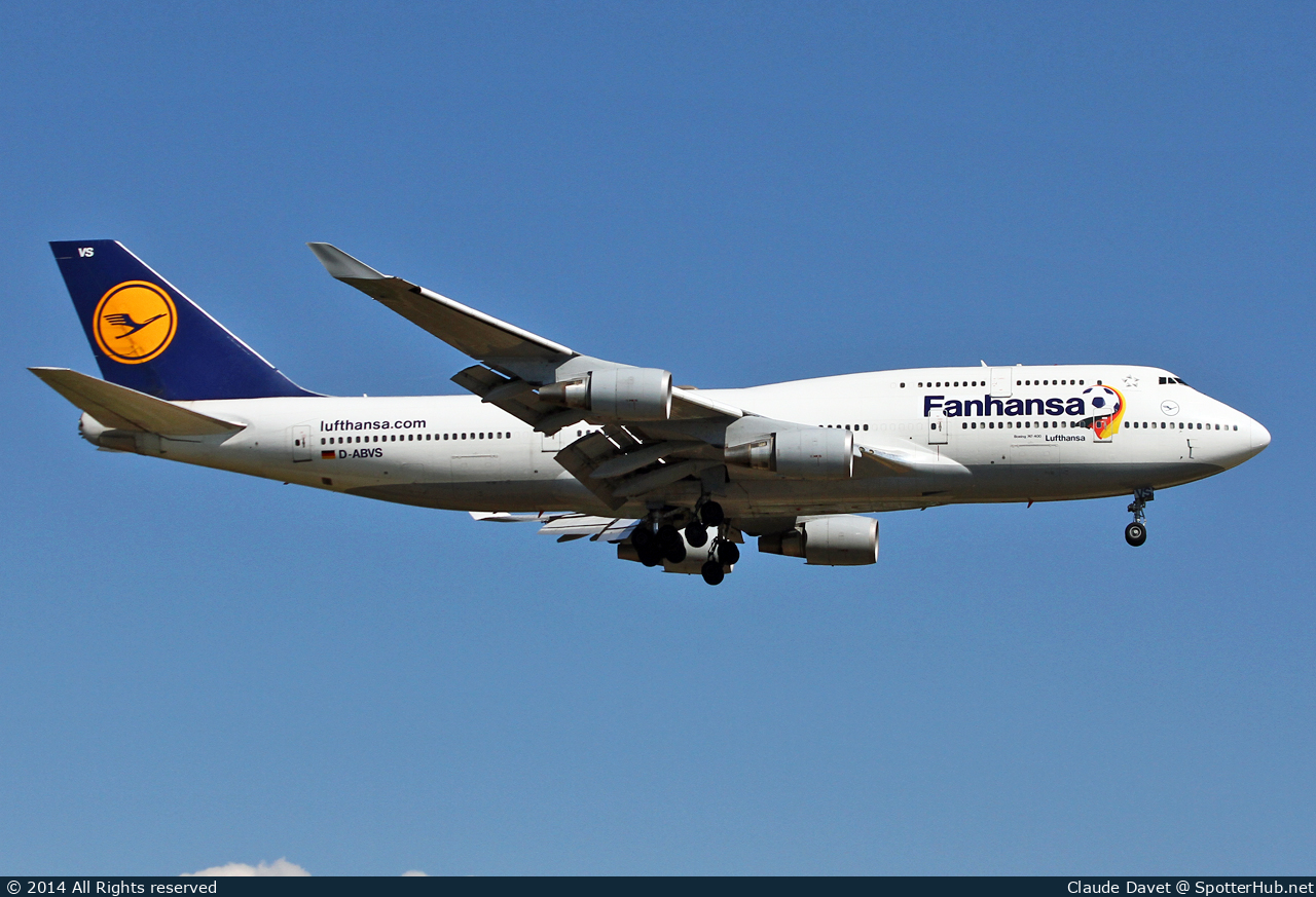 Photo of D-ABVS - Boeing 747-430 operated by Lufthansa