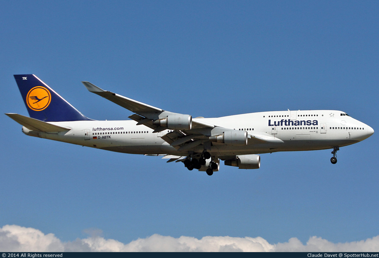 Photo of D-ABTK - Boeing 747-430 operated by Lufthansa