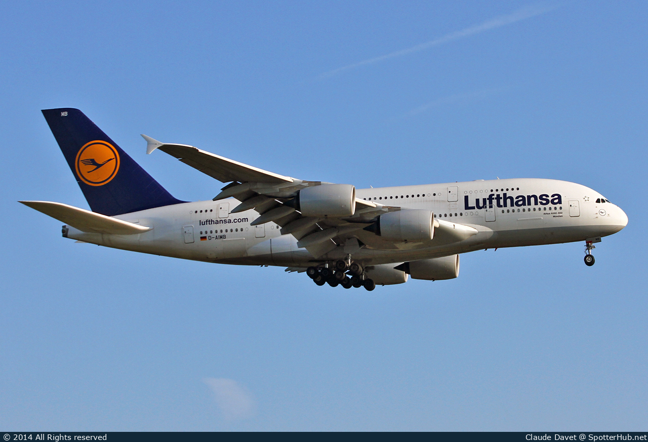 Photo of D-AIMB - Airbus A380-841 operated by Lufthansa