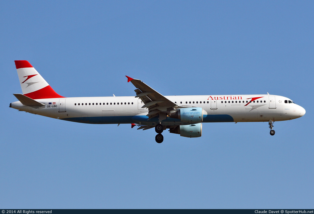Photo of OE-LBC - Airbus A321-111 operated by Austrian Airlines
