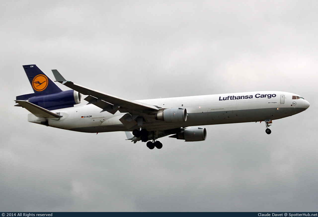 Photo of D-ALCM - McDonnell Douglas MD-11(F) operated by Lufthansa Cargo