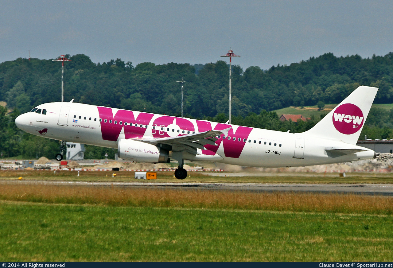 Photo of LZ-MDC - Airbus A320-232 operated by WOW air (opb Air Via)