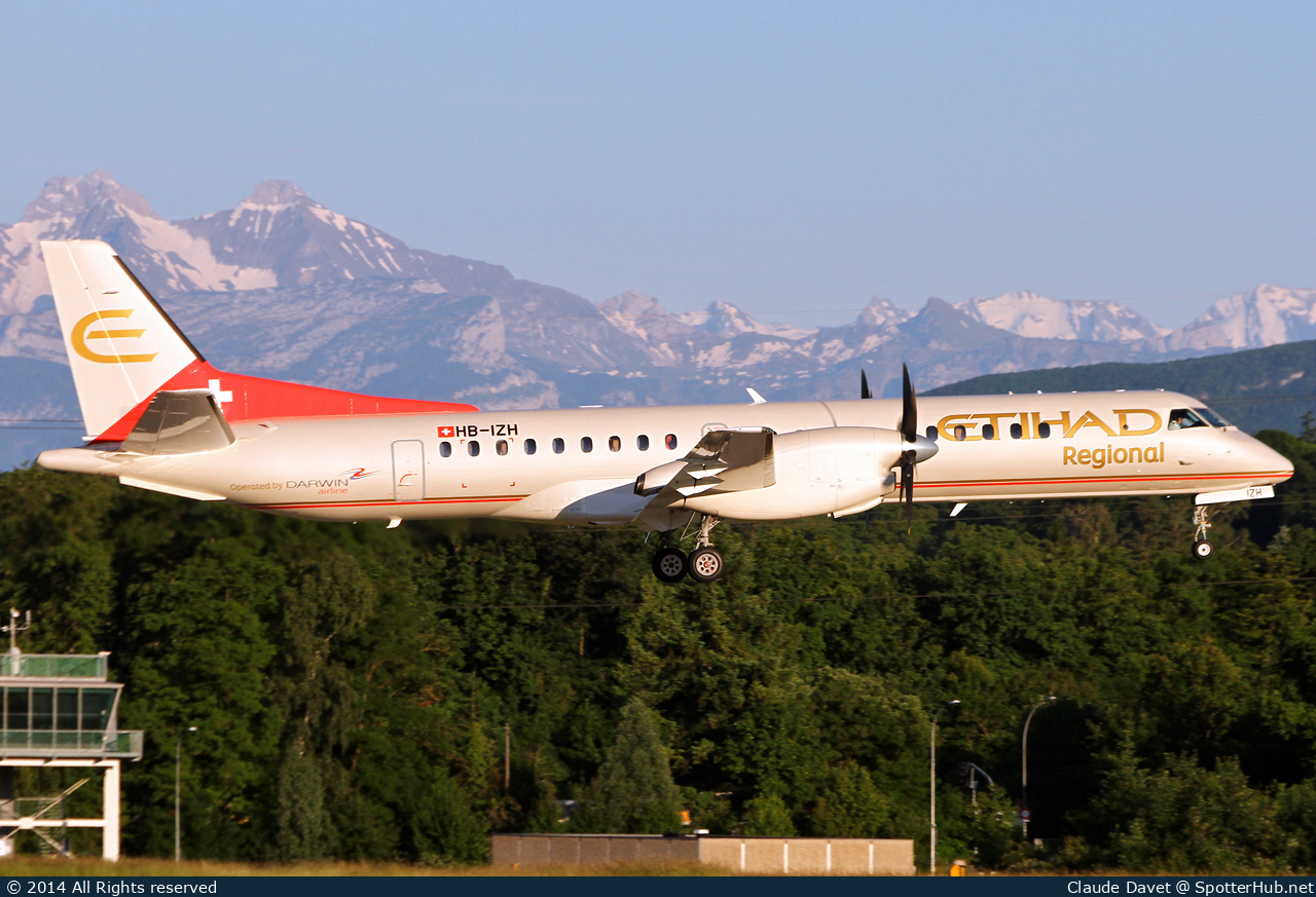 Photo of HB-IZH - Saab 2000 operated by Etihad Regional (opb Darwin Airline)