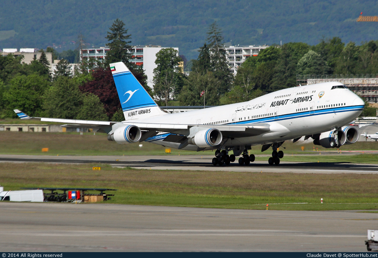 Photo of 9K-ADE - Boeing 747-469(M) operated by Kuwait Airways