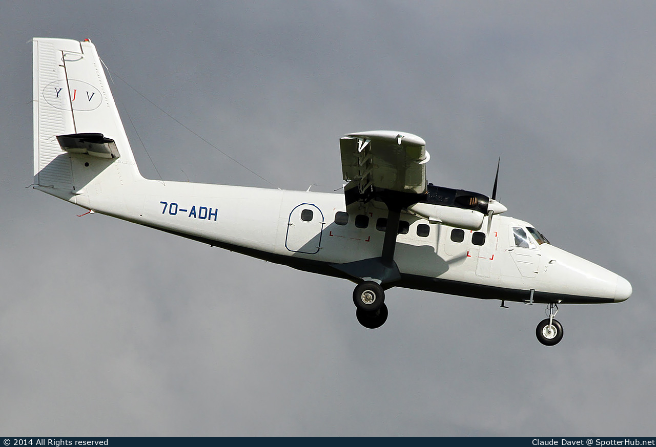 Photo of 7O-ADH - De Havilland Canada DHC-6-300 Twin Otter operated by Yemenia