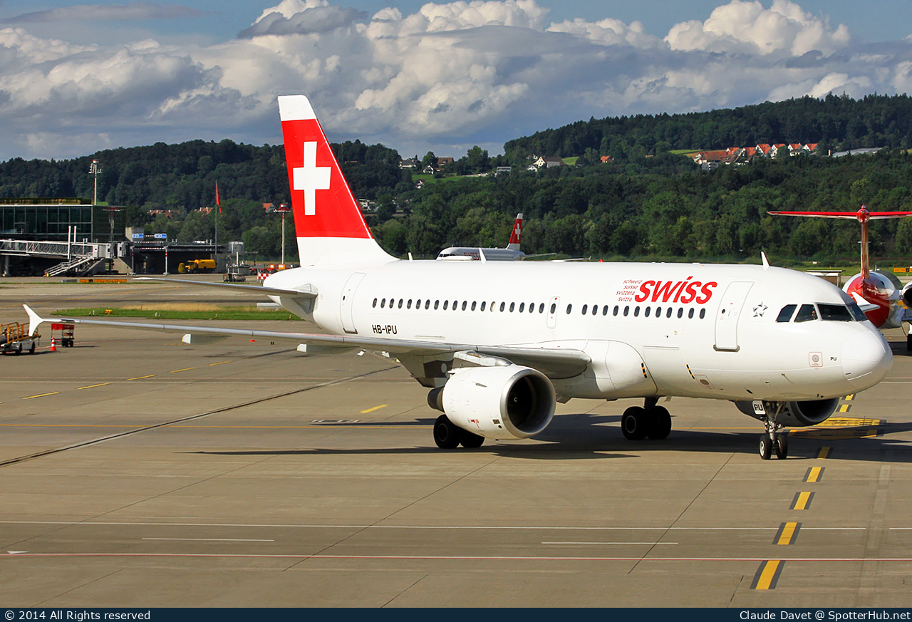 Photo of HB-IPU - Airbus A319-112 operated by Swiss International Air Lines