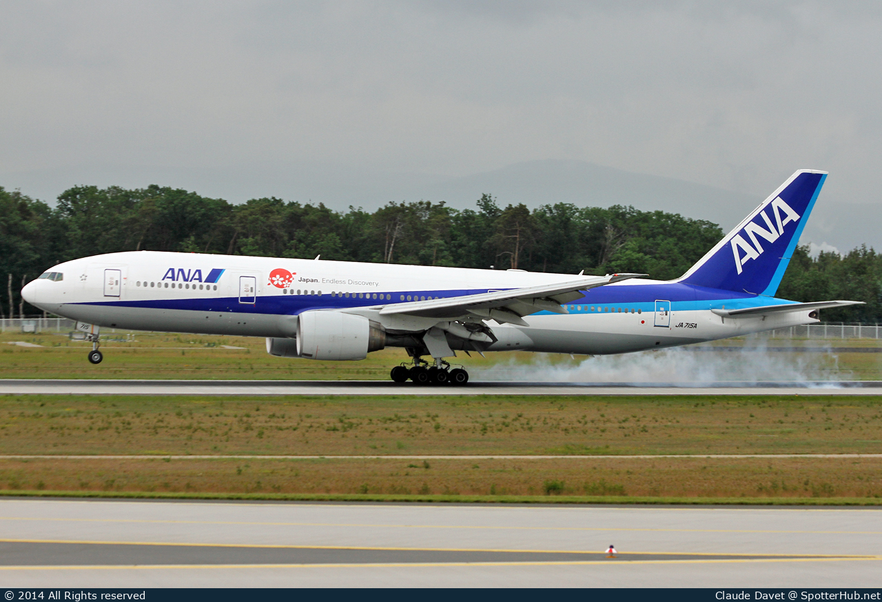 Photo of JA715A - Boeing 777-281(ER) operated by ANA All Nippon Airways