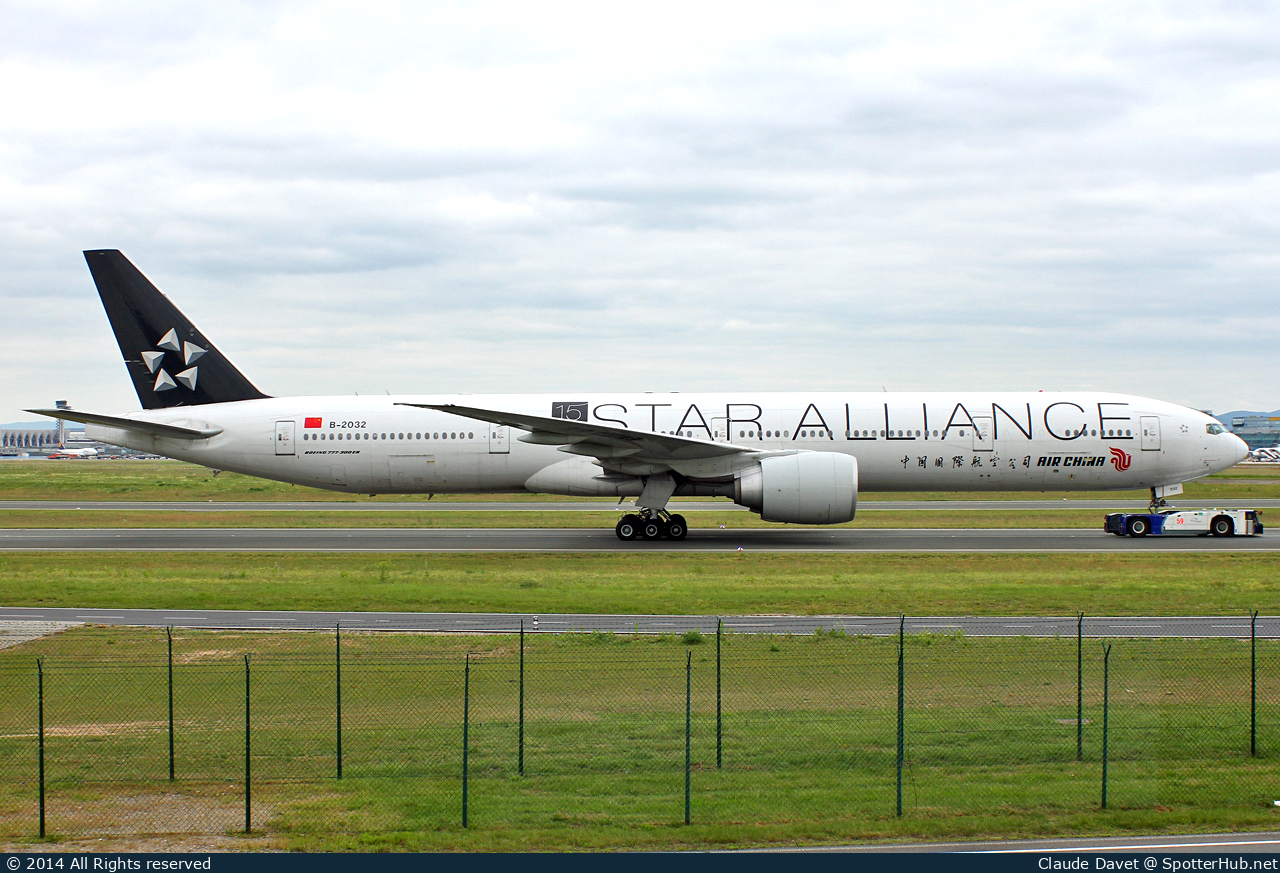 Photo of B-2032 - Boeing 777-39L(ER) operated by Air China