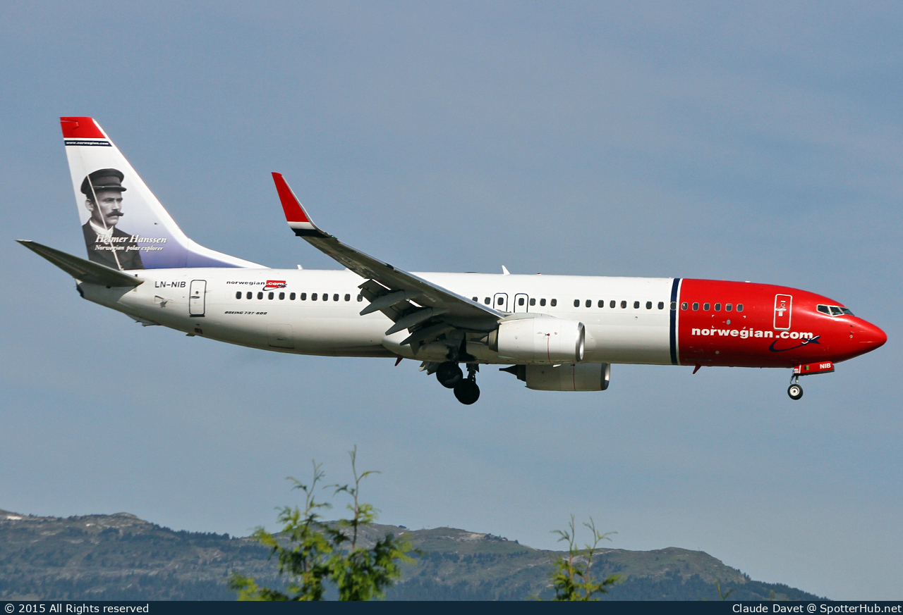 Photo of LN-NIB - Boeing 737-86J operated by Norwegian Air Shuttle