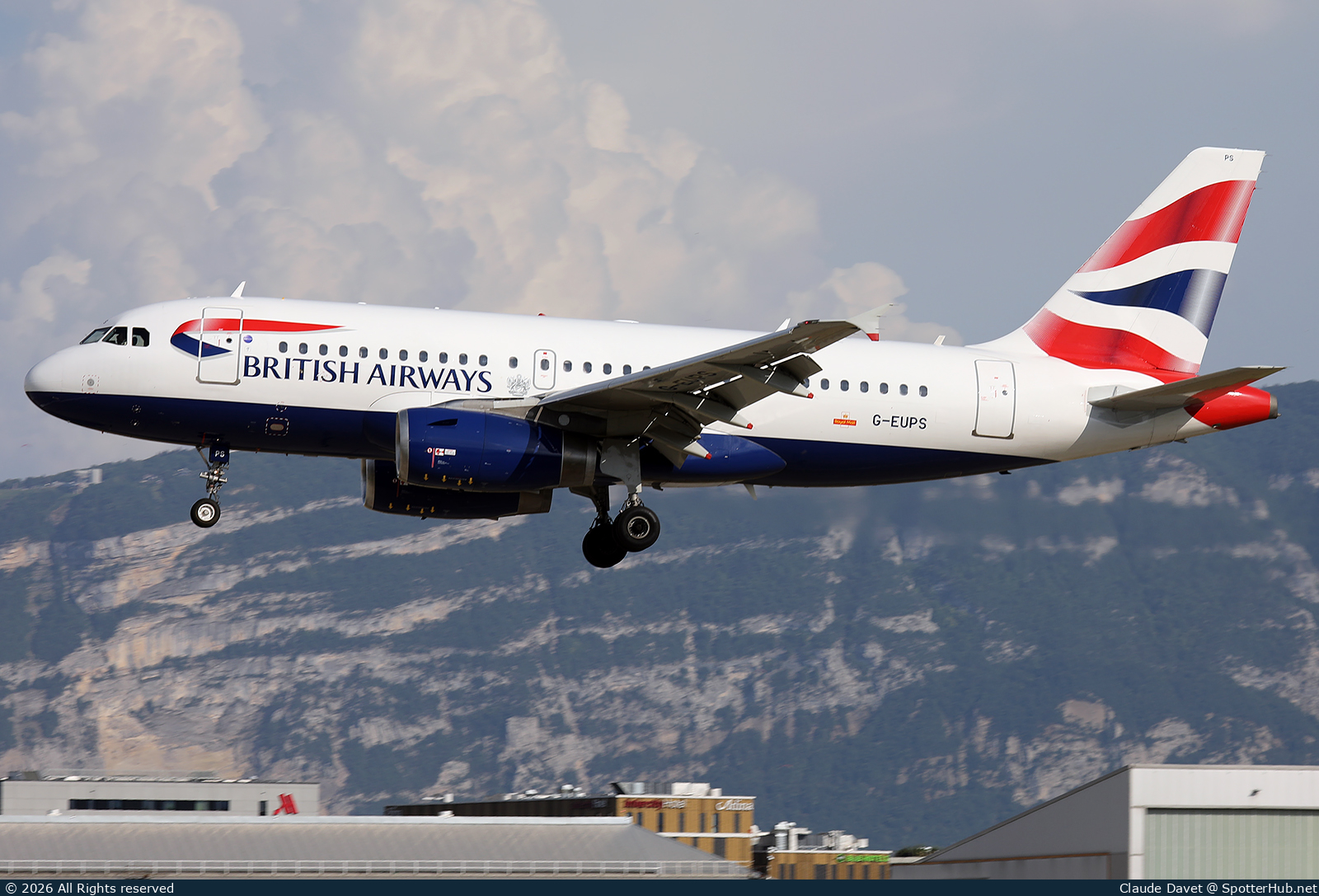 Photo of G-EUPS - Airbus A319-131 operated by British Airways